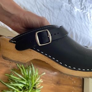 Black MIA Clog
